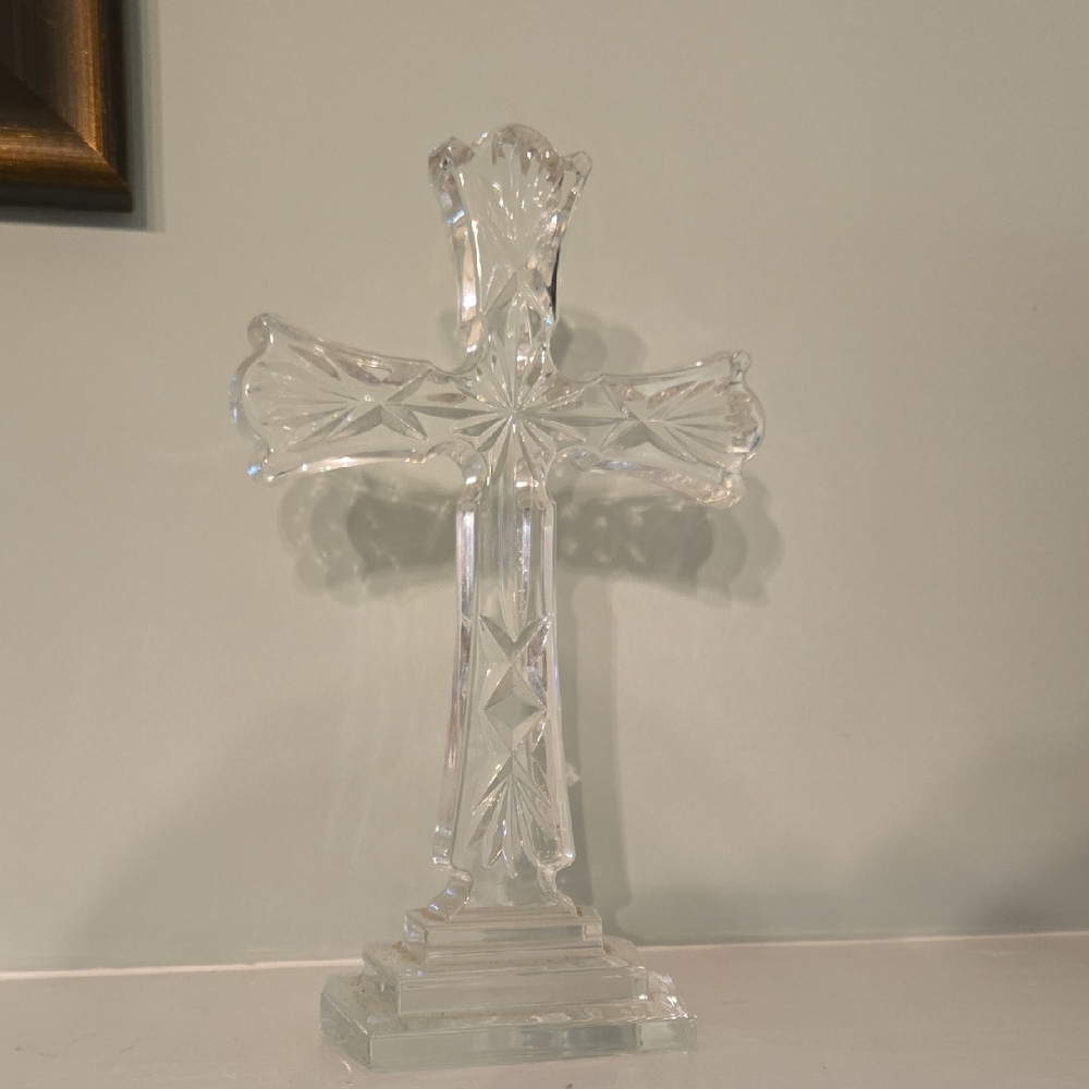 Elegant Crystal Cross Decor